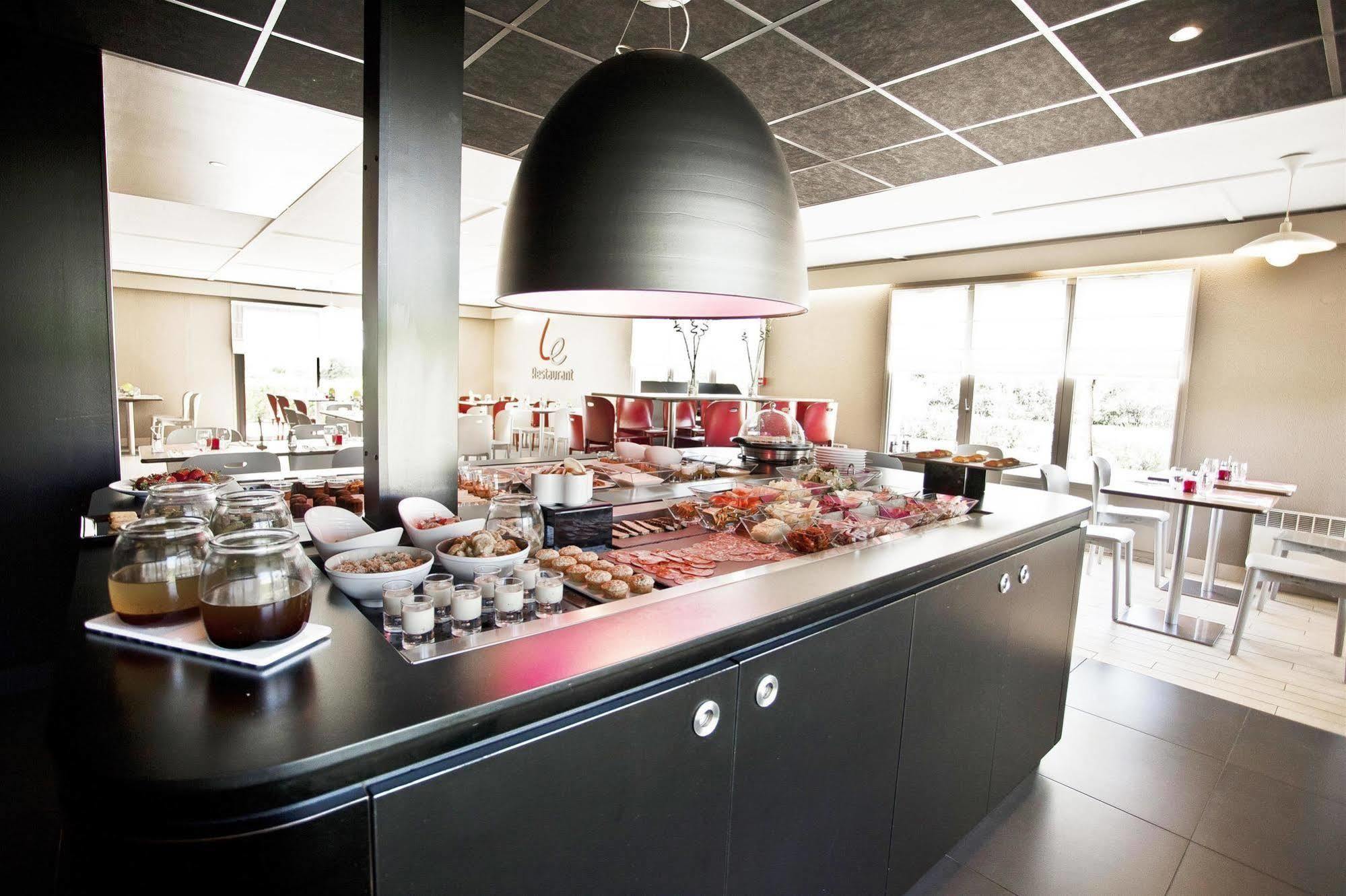 Campanile Pontarlier Otel Dış mekan fotoğraf