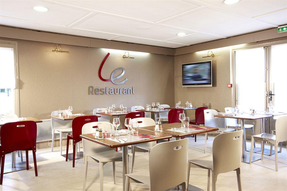 Campanile Pontarlier Otel Restoran fotoğraf